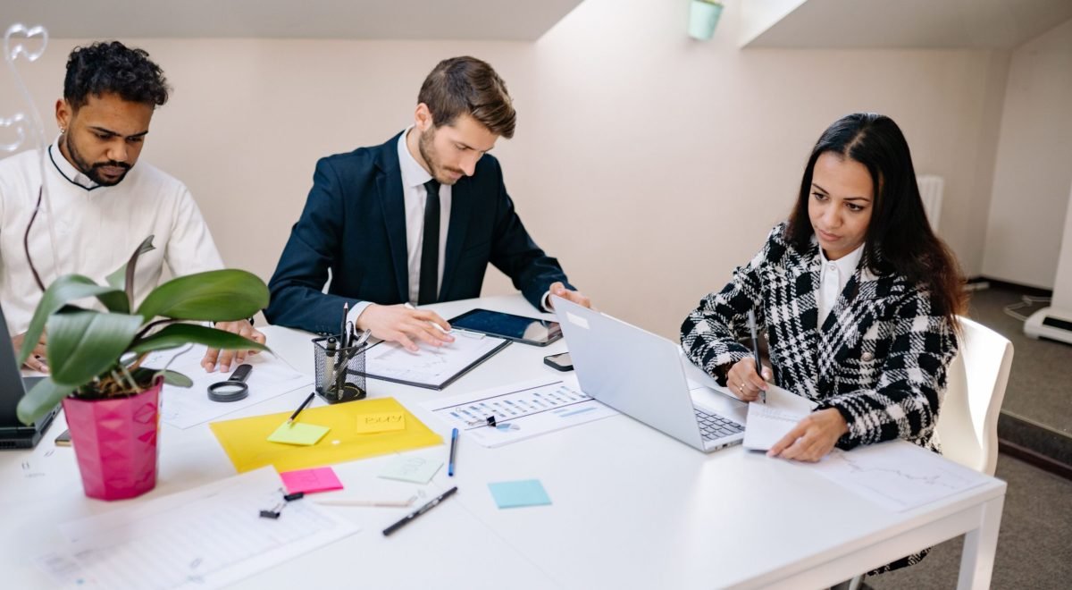 15 Best Affiliate Marketing Programs to Join for High Commissions in 2026